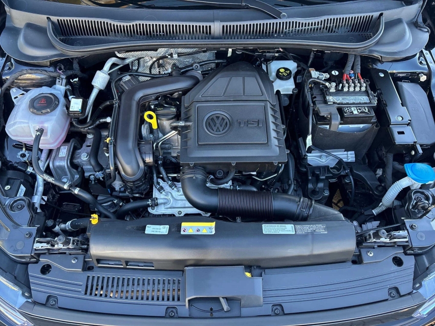 Volkswagen-POLO-1.0 170 TSI HIGHLINE AUTOMÁTICO