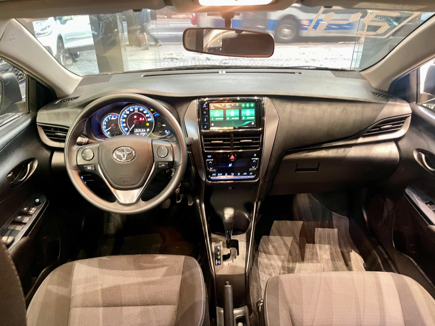 Toyota-YARIS-1.5 16V FLEX SEDAN XL MULTIDRIVE