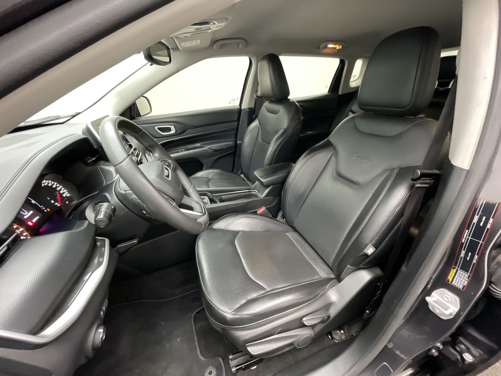 COMPASS SPORT T270 1.3 TB 4x2 Flex Aut.