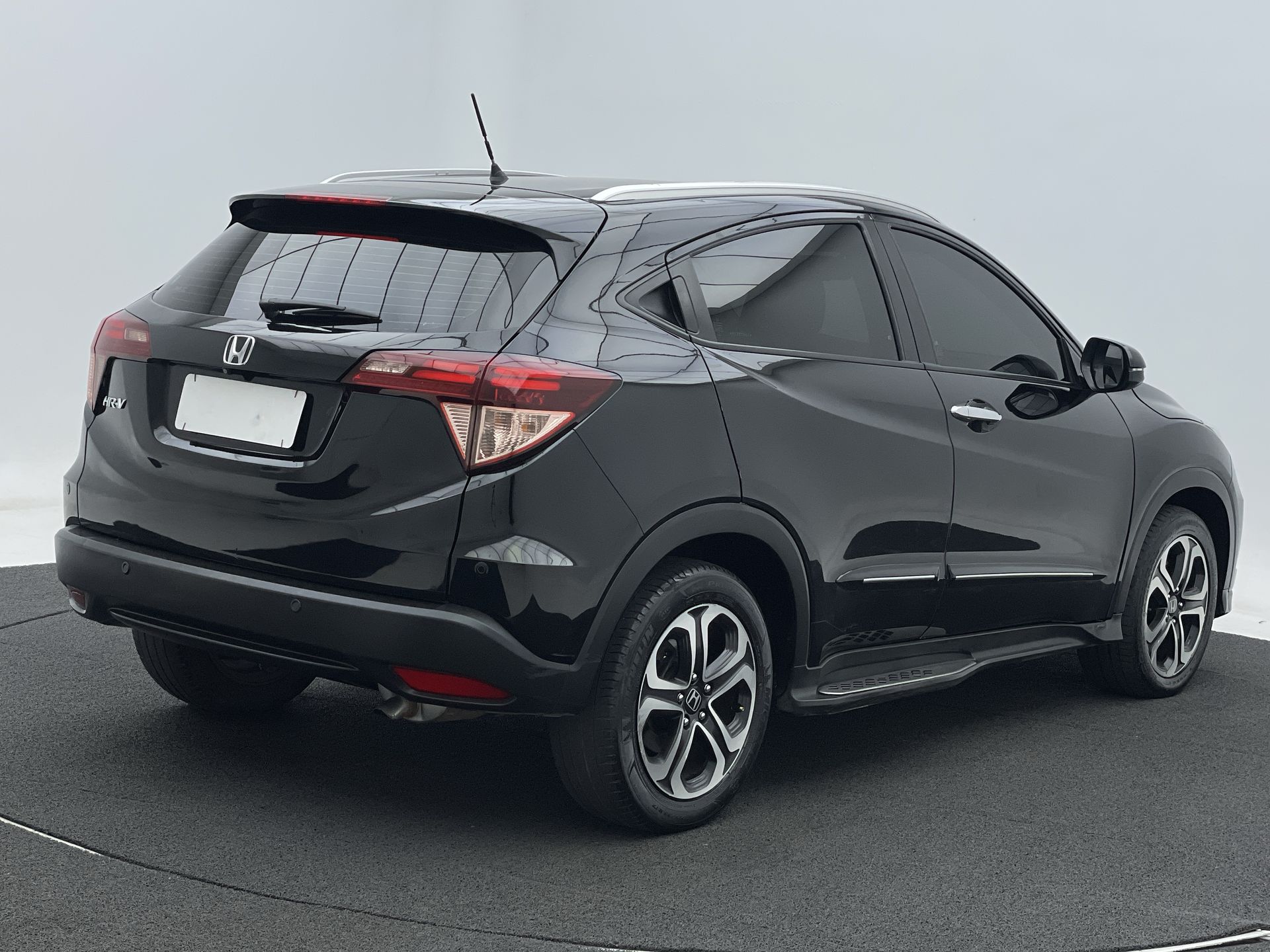 HR-V Touring 1.8 Flexone 16V 5p Aut.