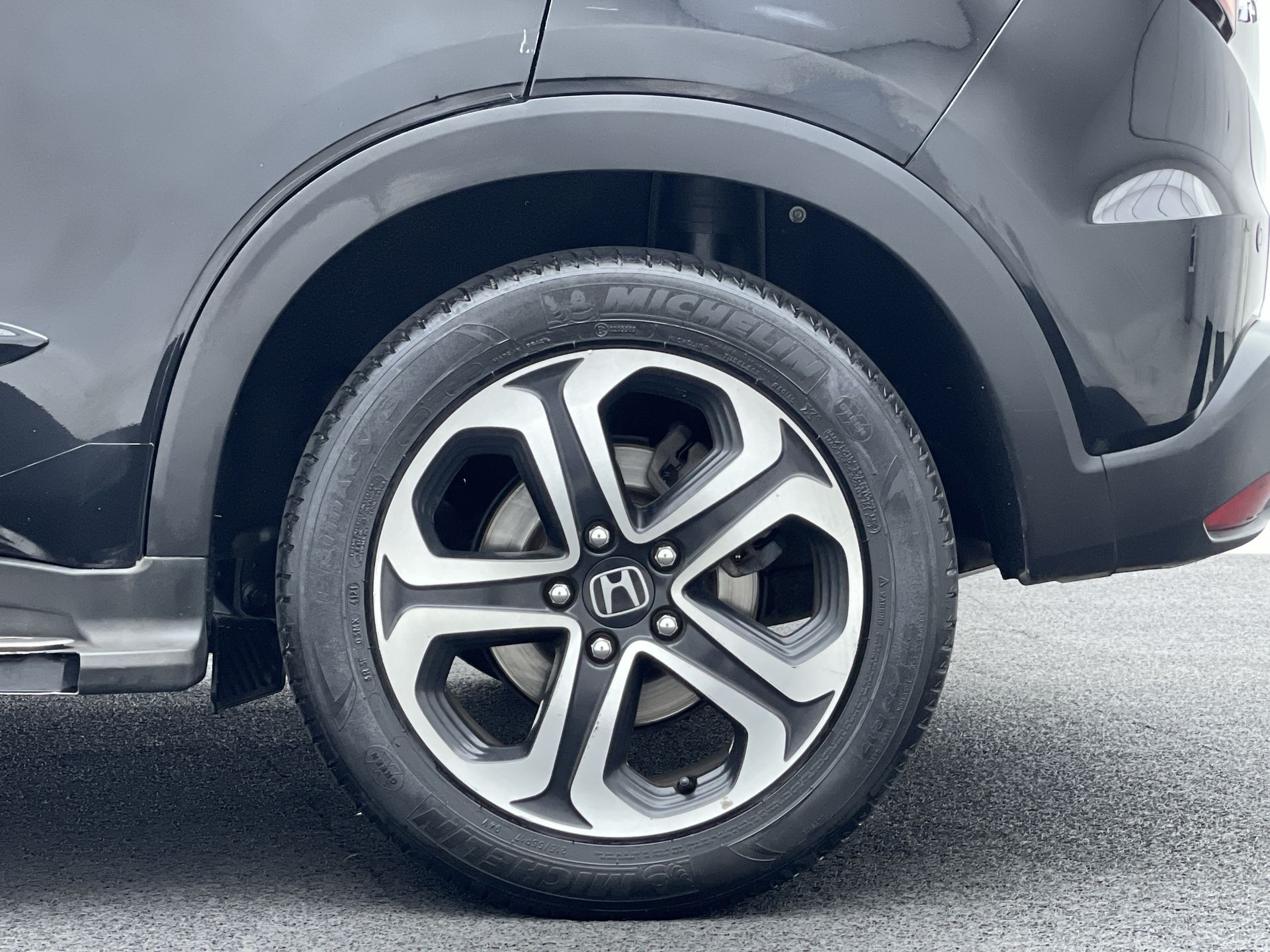 HR-V Touring 1.8 Flexone 16V 5p Aut.