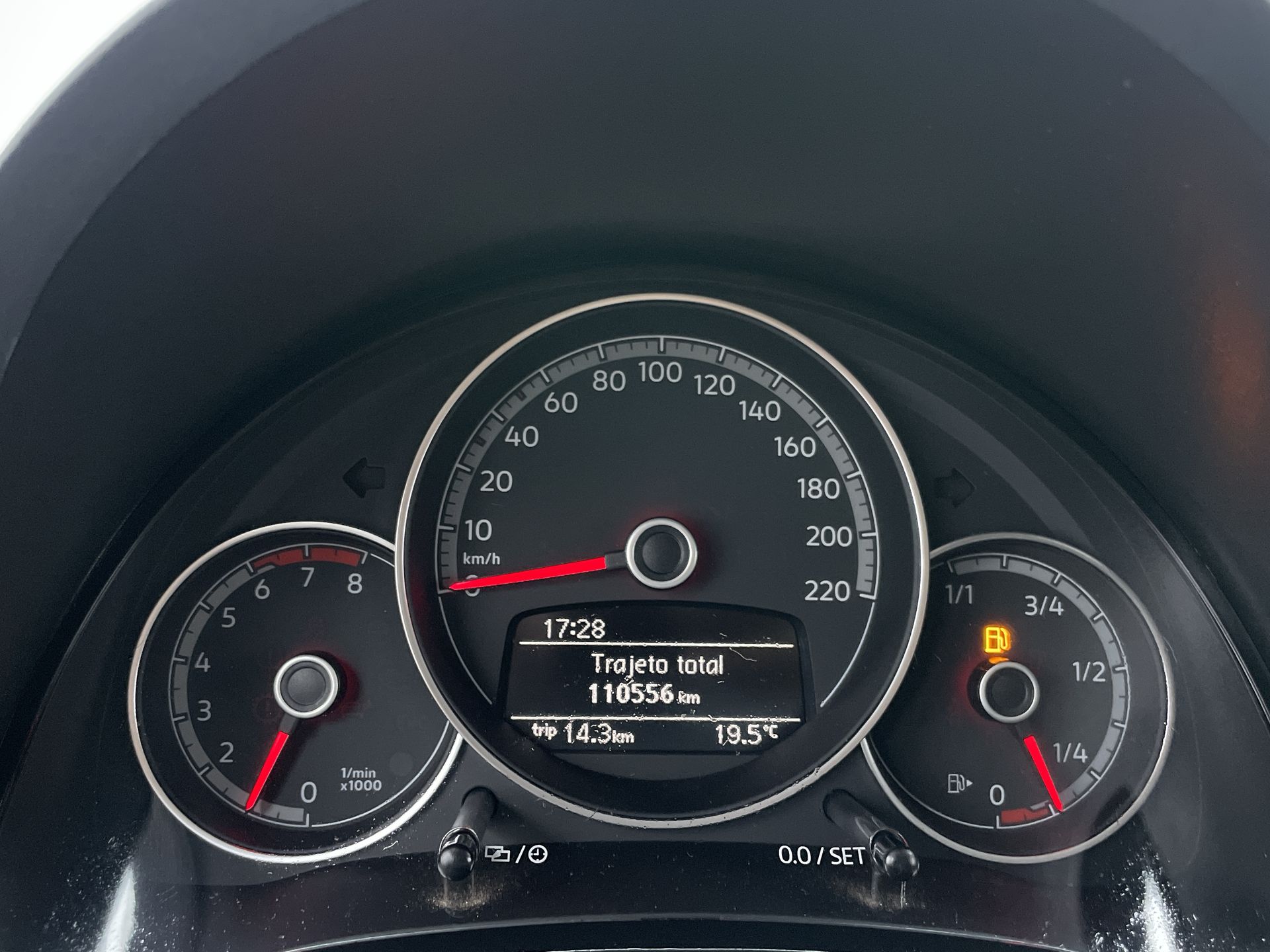 Volkswagen-up!-up! Connect 1.0 TSI Total Flex 12V 5p