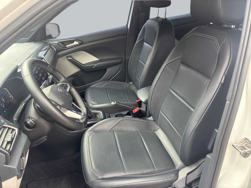 Volkswagen-T-CROSS-1.4 250 TSI TOTAL FLEX HIGHLINE AUTOMÁTICO