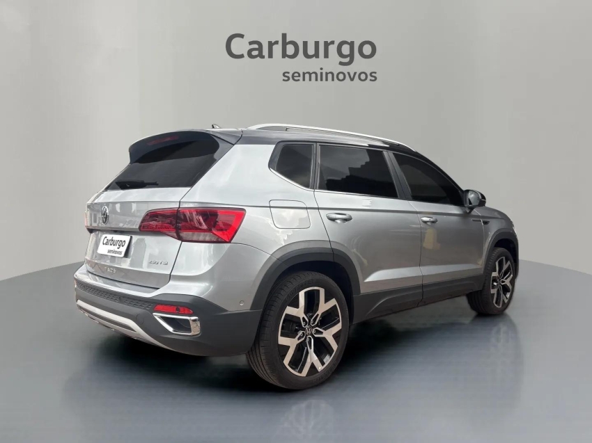 Volkswagen-TAOS-1.4 250 TSI TOTAL FLEX HIGHLINE AUTOMÁTICO