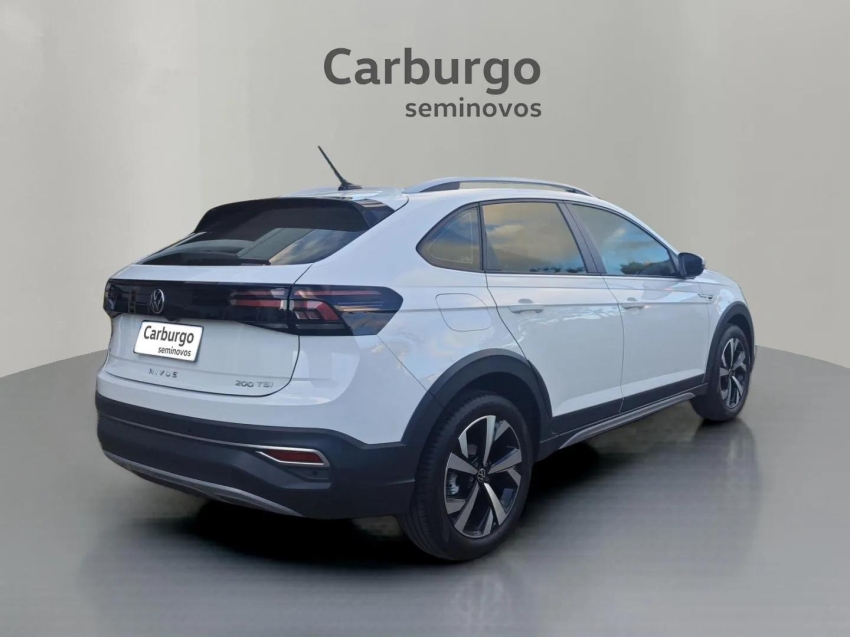 Volkswagen-NIVUS-1.0 200 TSI TOTAL FLEX HIGHLINE AUTOMÁTICO