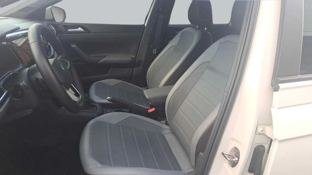 Volkswagen-NIVUS-1.0 200 TSI TOTAL FLEX HIGHLINE AUTOMÁTICO