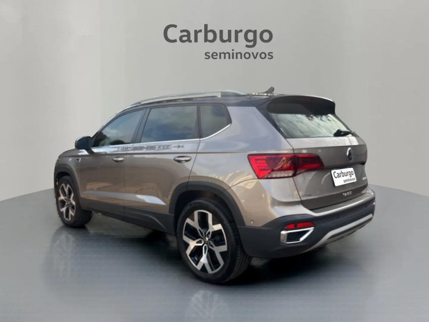Volkswagen-TAOS-1.4 250 TSI TOTAL FLEX HIGHLINE AUTOMÁTICO