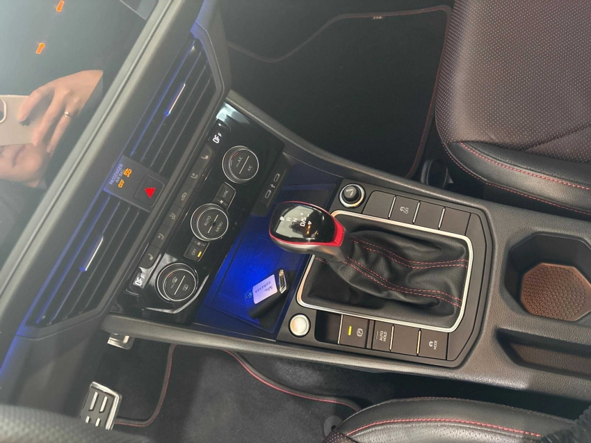 Volkswagen-JETTA-2.0 350 TSI GASOLINA GLI DSG