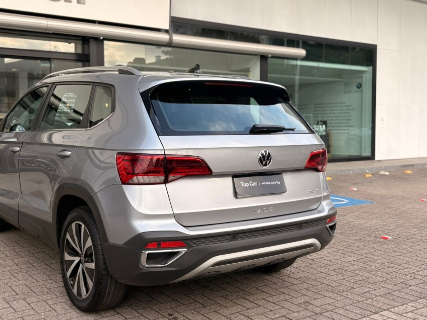 Volkswagen-TAOS-1.4 250 TSI TOTAL FLEX HIGHLINE AUTOMÁTICO