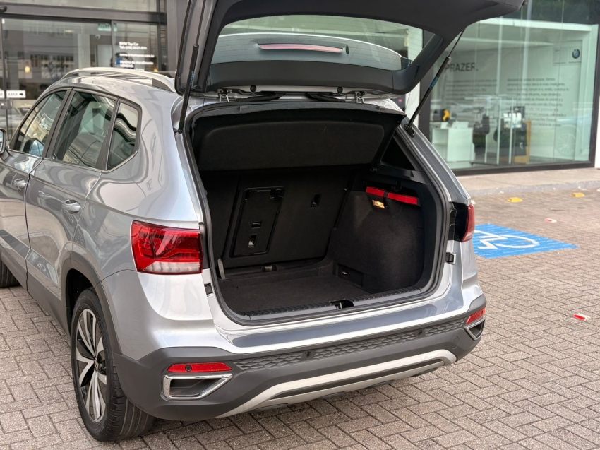 Volkswagen-TAOS-1.4 250 TSI TOTAL FLEX HIGHLINE AUTOMÁTICO