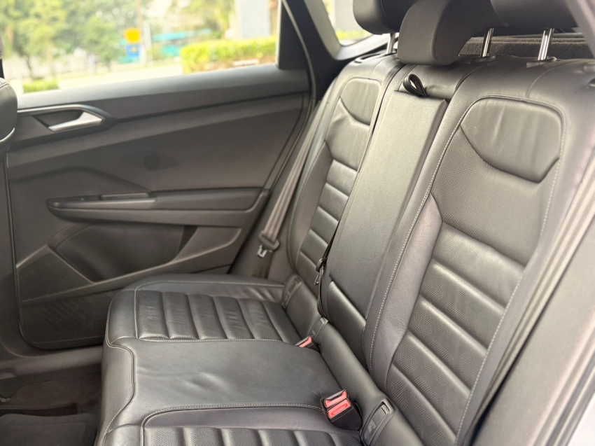 Volkswagen-TAOS-1.4 250 TSI TOTAL FLEX HIGHLINE AUTOMÁTICO