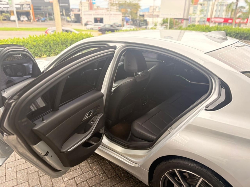 BMW-320i-2.0 SPORT GP 16V TURBO ACTIVE FLEX 4P AUTOMÁTICO