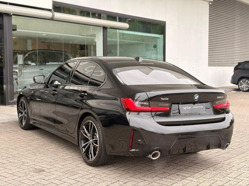 BMW-320i-2.0 16V TURBO FLEX M SPORT AUTOMÁTICO