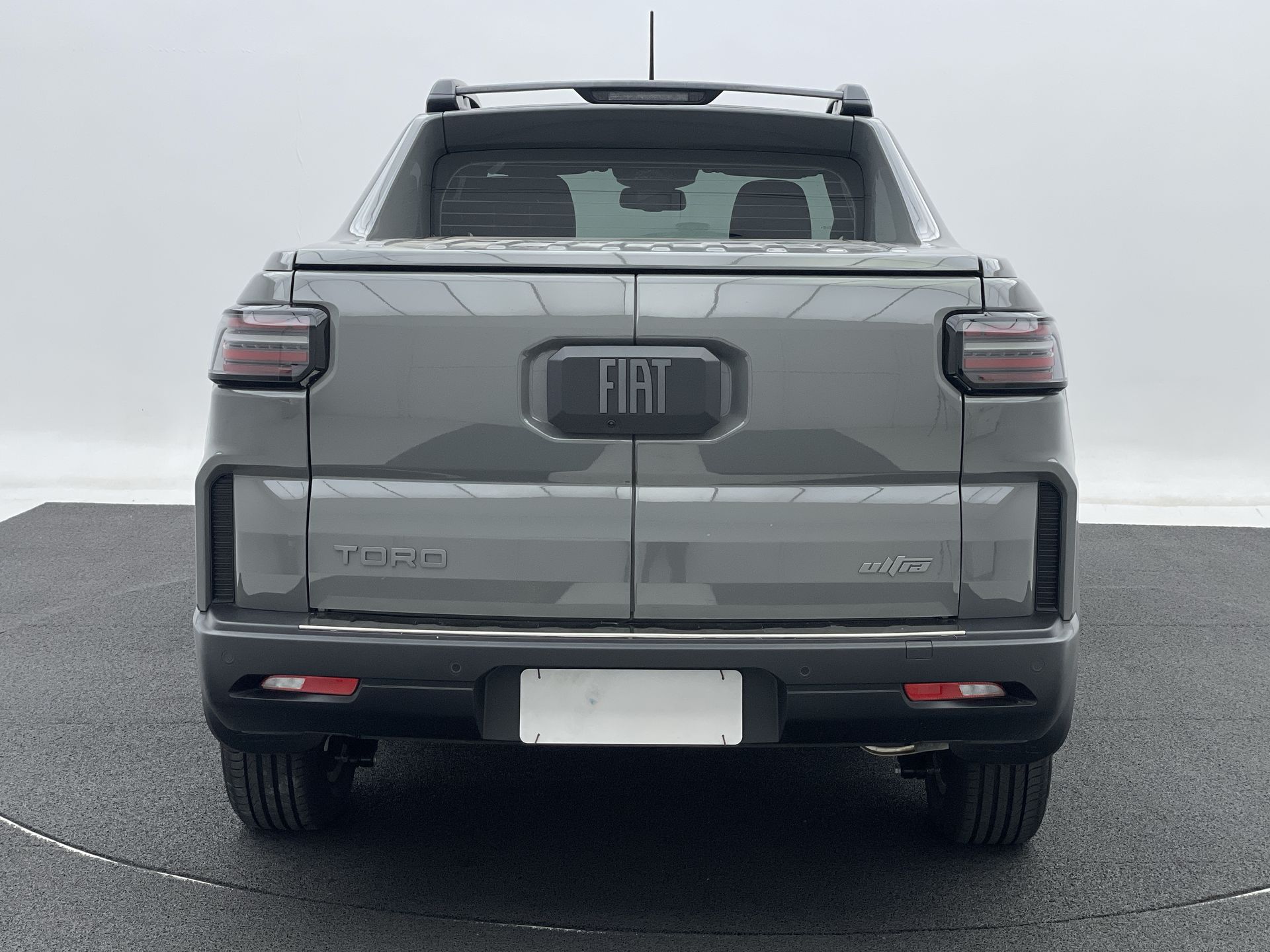 Fiat-TORO-Toro Ultra 1.3 16V 4x2 TB Flex Aut.