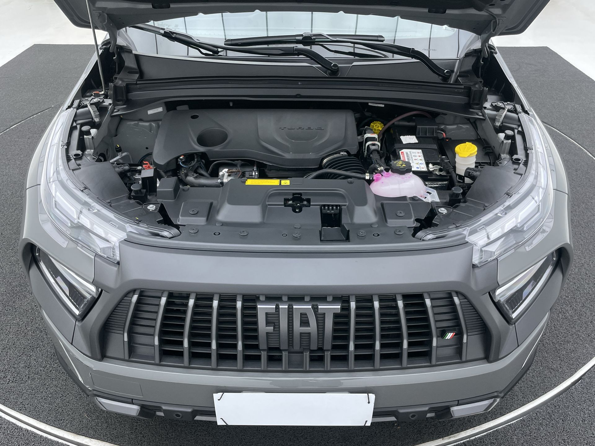 Fiat-TORO-Toro Ultra 1.3 16V 4x2 TB Flex Aut.
