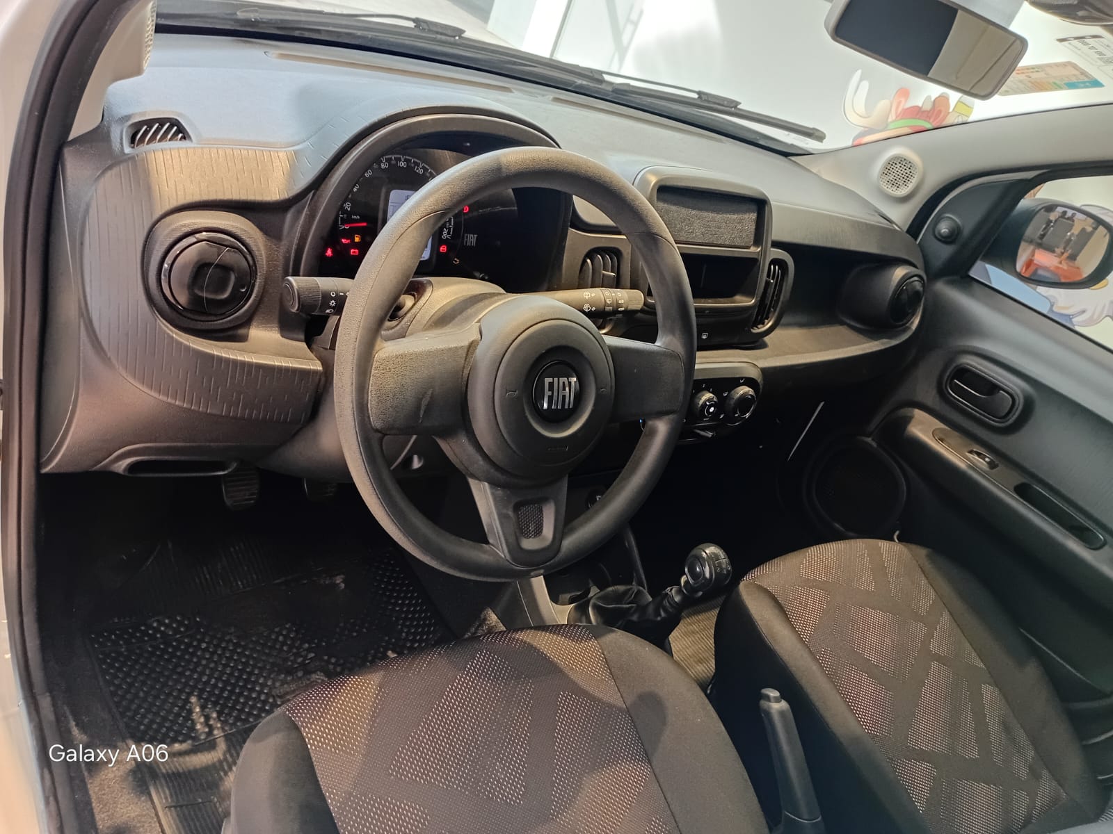 Fiat-MOBI-MOBI 1.0 8V EVO FLEX LIKE MANUAL