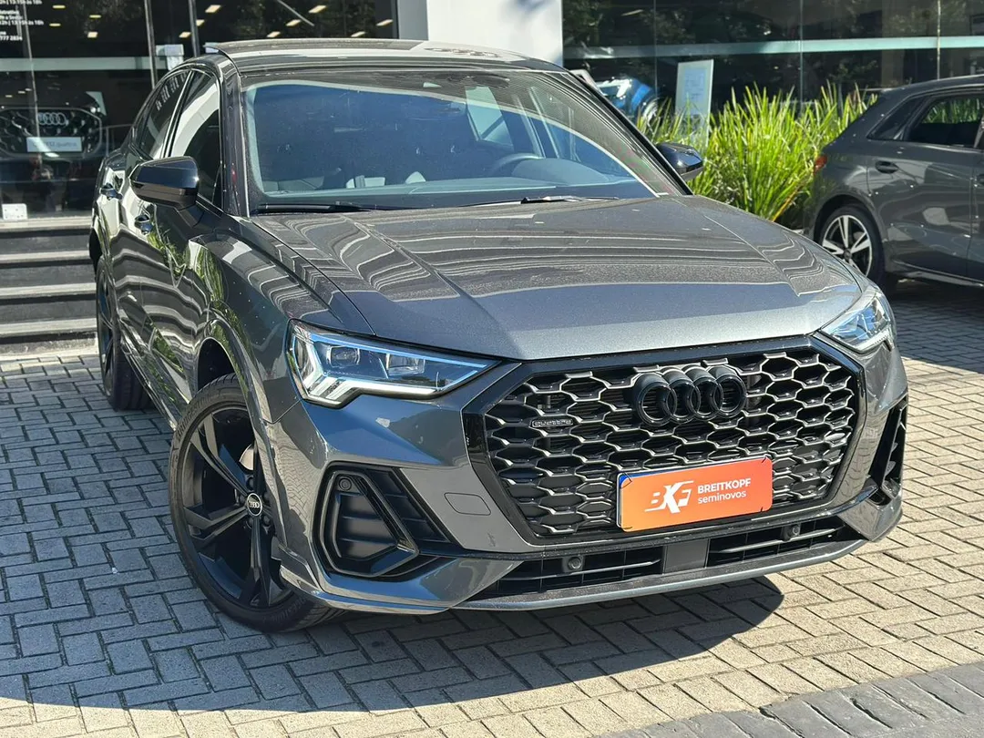 audi q3 q3 spb perf.black plus 2.0 tfsi tip.quat