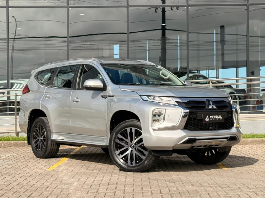 Mitsubishi-PAJERO SPORT-2.4 16V MIVEC TURBO DIESEL LEGEND AWD AUTOMÁTICO