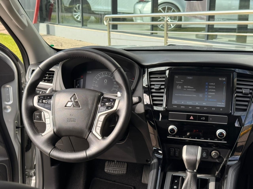 Mitsubishi-PAJERO SPORT-2.4 16V MIVEC TURBO DIESEL LEGEND AWD AUTOMÁTICO