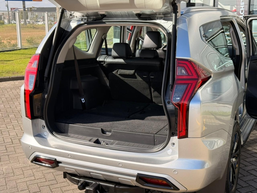 Mitsubishi-PAJERO SPORT-2.4 16V MIVEC TURBO DIESEL LEGEND AWD AUTOMÁTICO