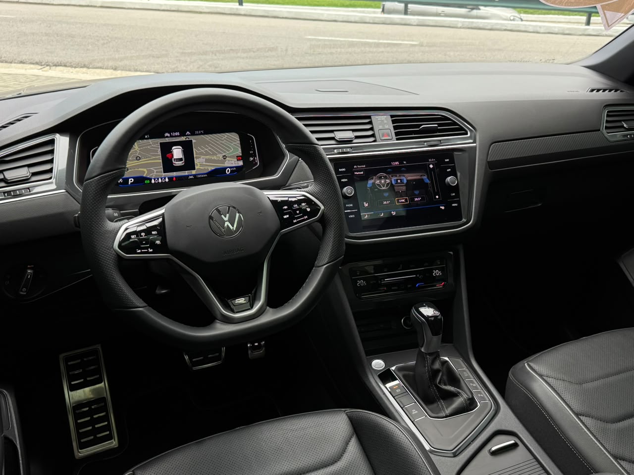 Volkswagen-TIGUAN-TIGUAN Allspac R-Line 300 TSI 2.0