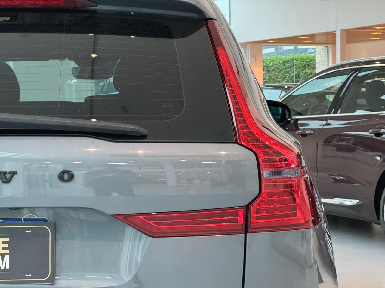 Volvo-XC 60-XC 60 T-8 Ultim.Dark 2.0 AWD (Híbrido)
