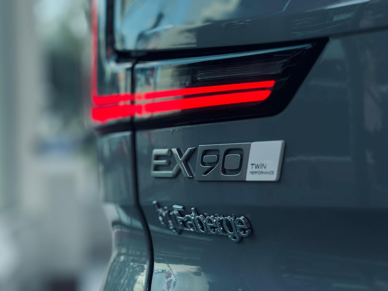 Volvo-EX90-EX90 Twin Ultra AWD (Elétrico)