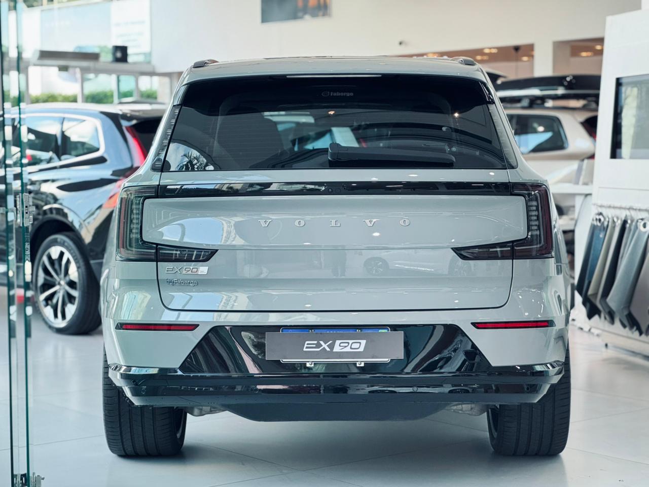 Volvo-EX90-EX90 Twin Ultra AWD (Elétrico)