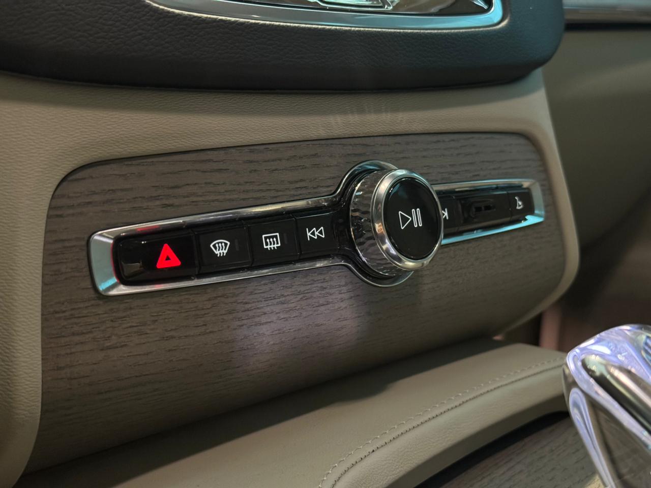 Volvo-XC 90-XC 90 T-8 Ultra 2.0 AWD (Híbrido)