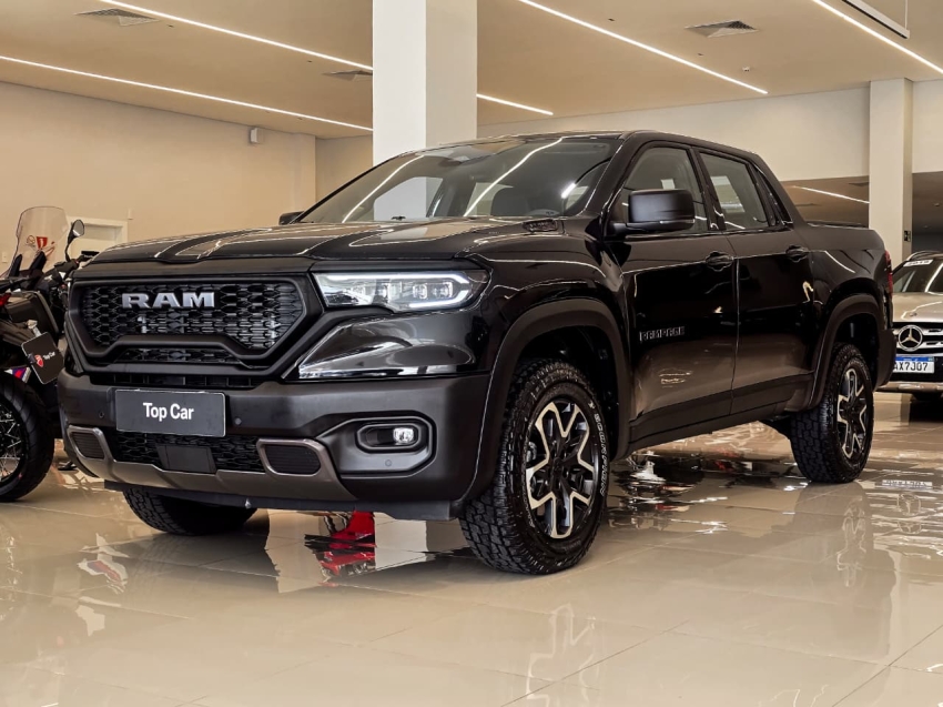 2.2 TURBO DIESEL REBEL 4X4 AUTOMÁTICO