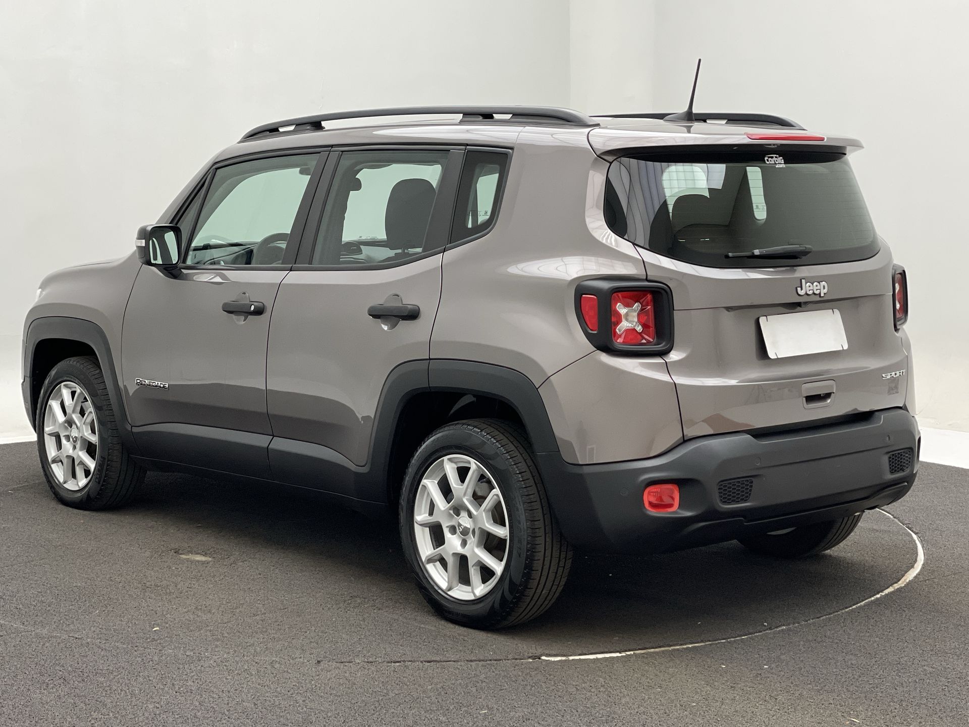 Renegade Sport 1.8 4x2 Flex 16V Aut.