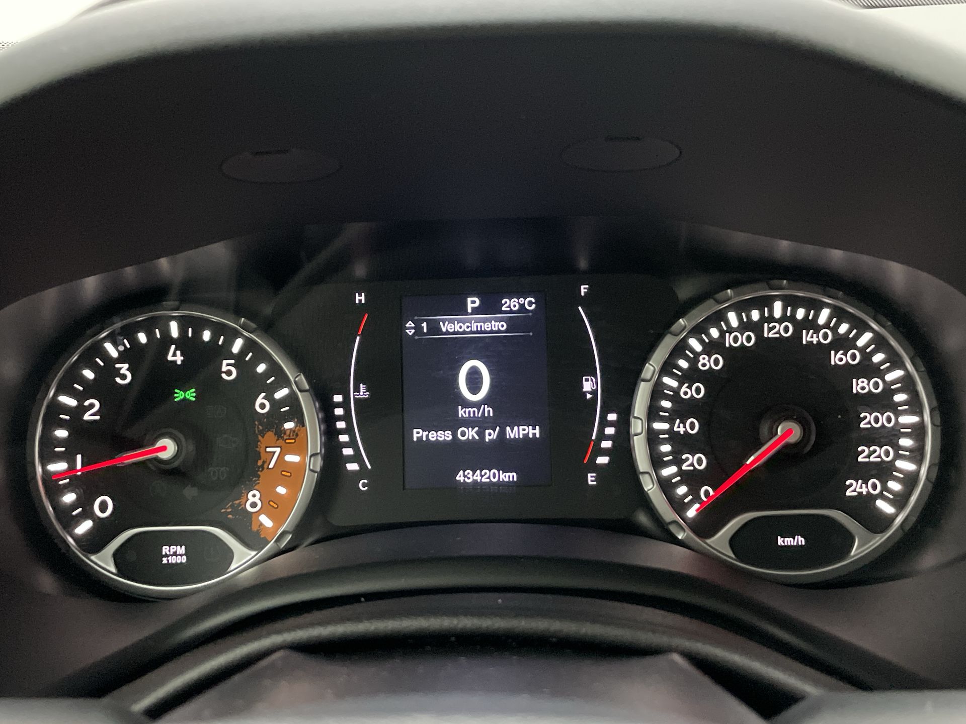 Jeep-RENEGADE-Renegade Sport 1.8 4x2 Flex 16V Aut.