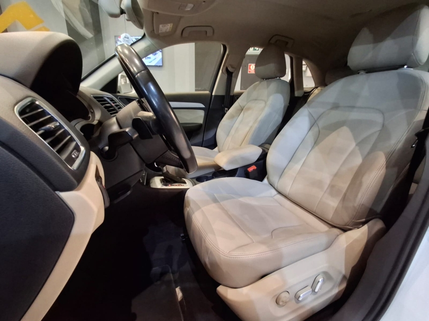 Audi-Q3-1.4 TFSI AMBIENTE GASOLINA 4P S TRONIC