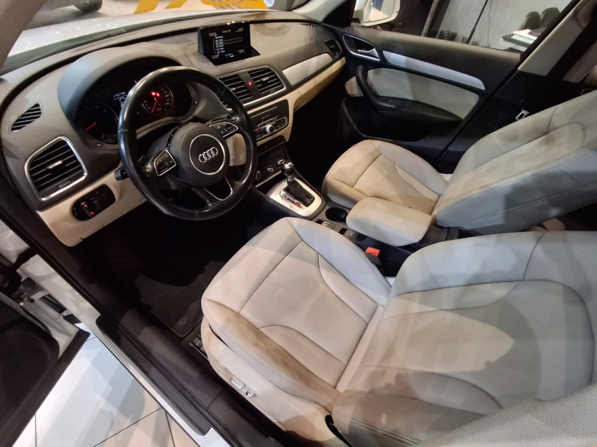 Audi-Q3-1.4 TFSI AMBIENTE GASOLINA 4P S TRONIC