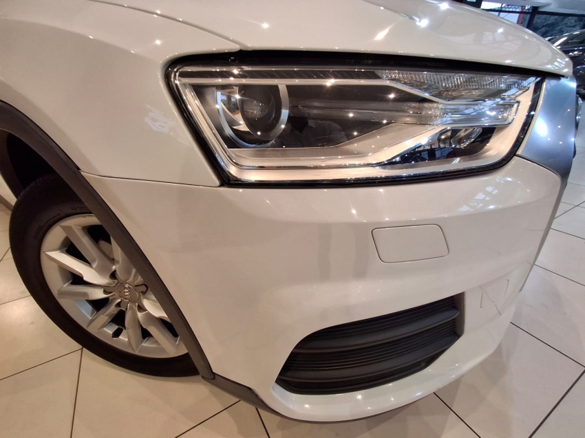 Audi-Q3-1.4 TFSI AMBIENTE GASOLINA 4P S TRONIC