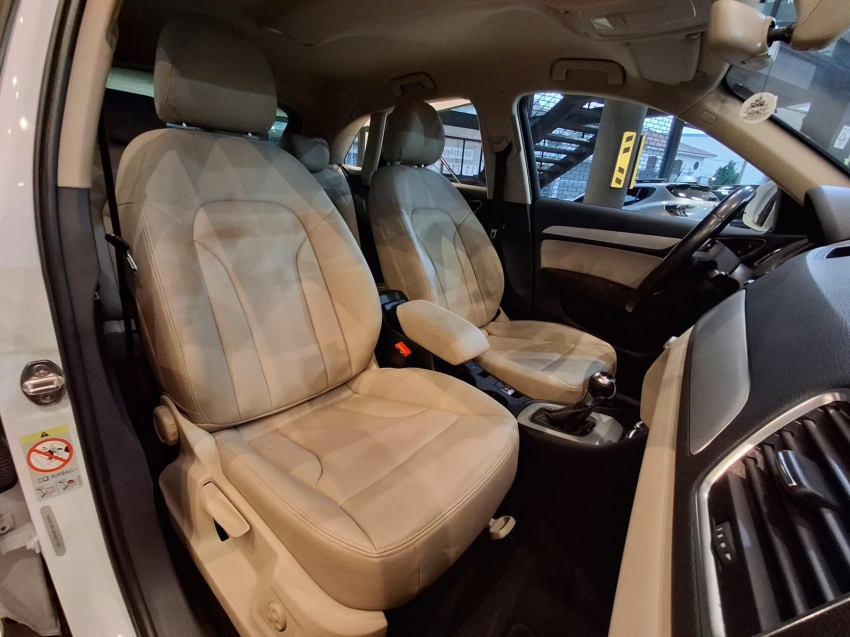 Audi-Q3-1.4 TFSI AMBIENTE GASOLINA 4P S TRONIC