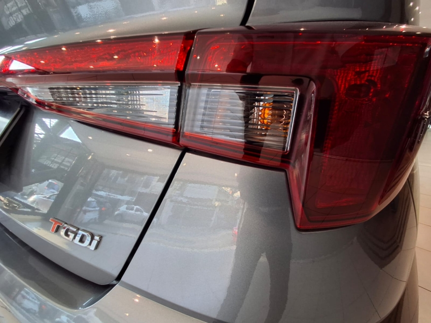Hyundai-HB20S-1.0 TGDI FLEX COMFORT PLUS AUTOMÁTICO