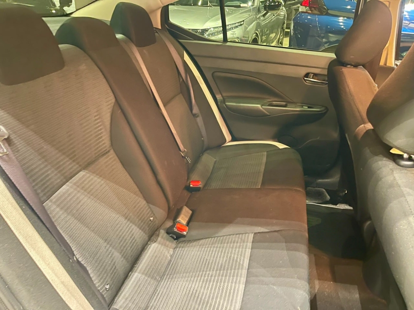 Nissan-VERSA-1.6 16V FLEX ADVANCE XTRONIC