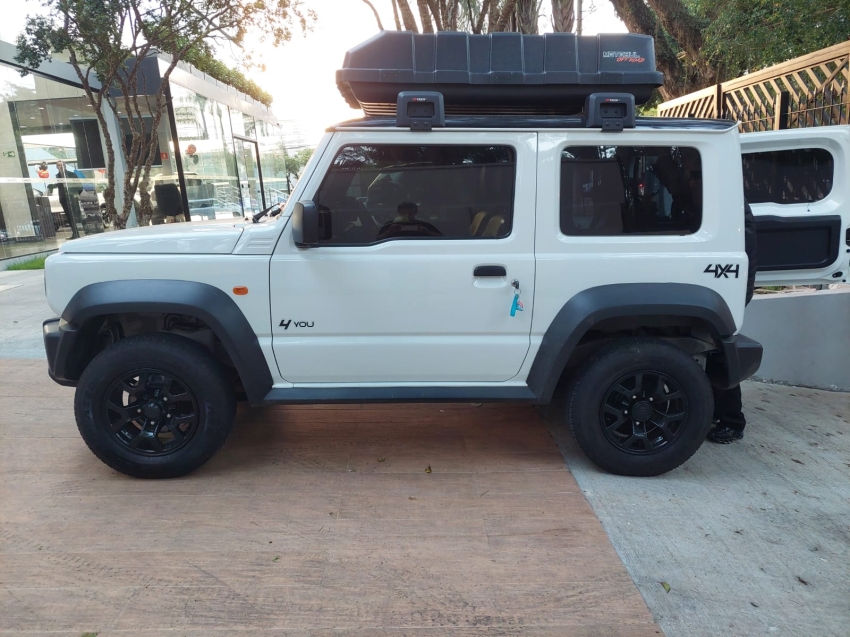 Suzuki-JIMNY-1.5 GASOLINA SIERRA 4YOU 4X4 AUTOMÁTICO