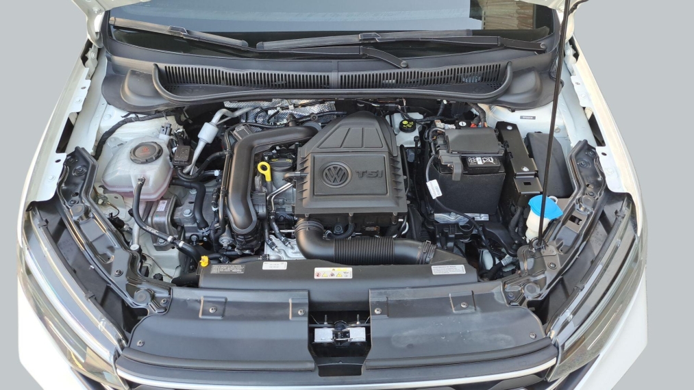 Volkswagen-NIVUS-1.0 200 TSI TOTAL FLEX HIGHLINE AUTOMÁTICO