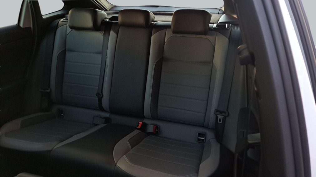 Volkswagen-NIVUS-1.0 200 TSI TOTAL FLEX HIGHLINE AUTOMÁTICO