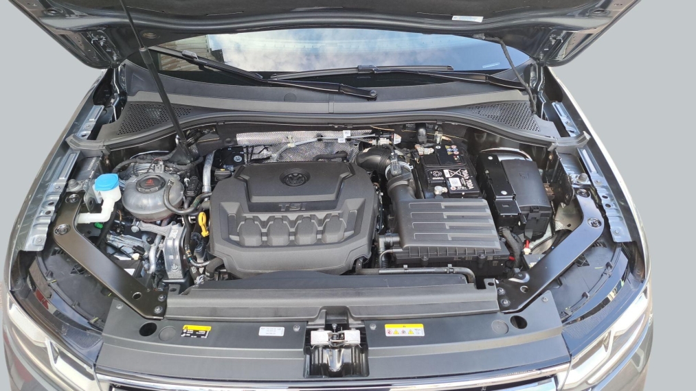 Volkswagen-TIGUAN-2.0 300 TSI GASOLINA ALLSPACE R-LINE AUTOMÁTICO