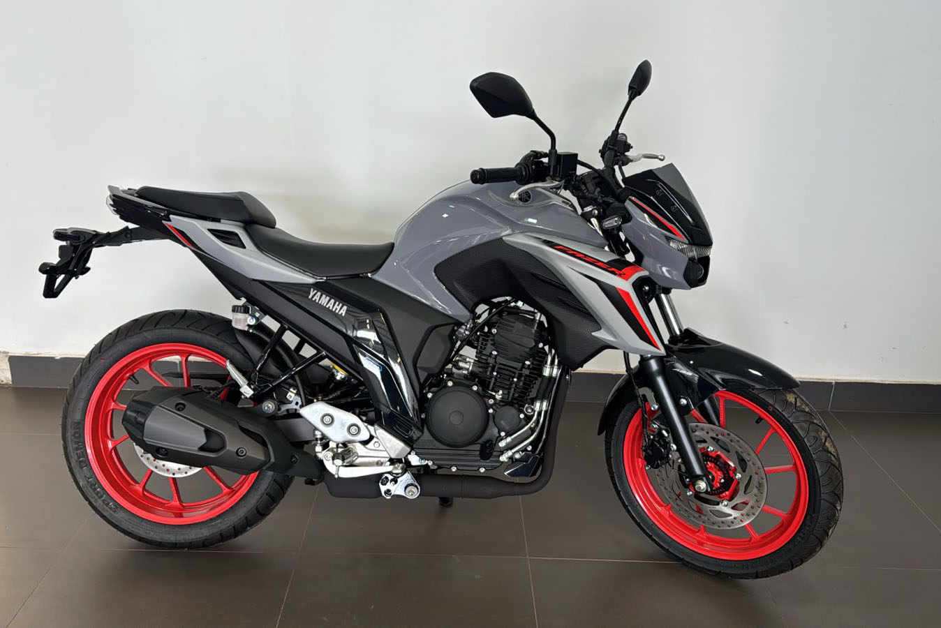 FZ25 Fazer ABS Connected