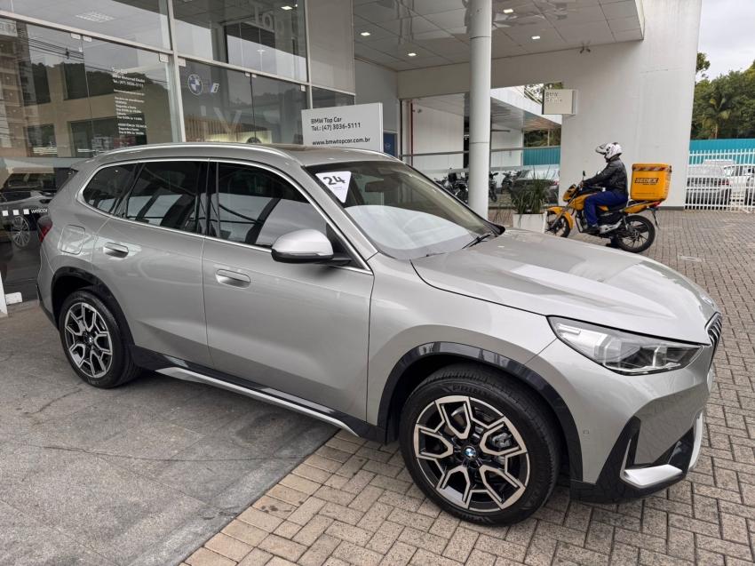 BMW-X1-2.0 16V TURBO GASOLINA SDRIVE20I X-LINE STEPTRONIC