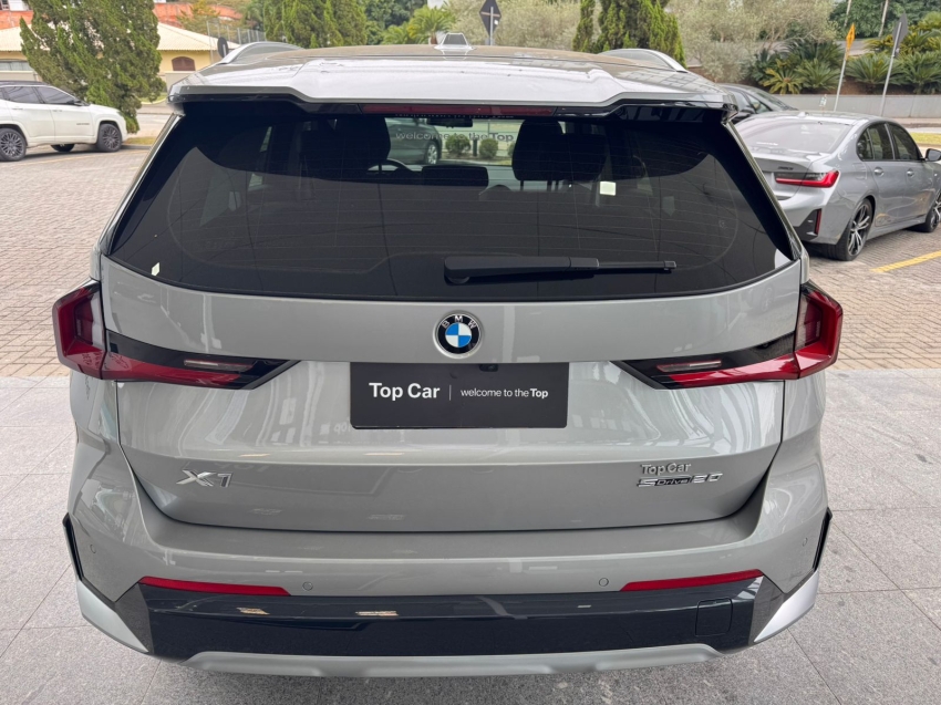 BMW-X1-2.0 16V TURBO GASOLINA SDRIVE20I X-LINE STEPTRONIC