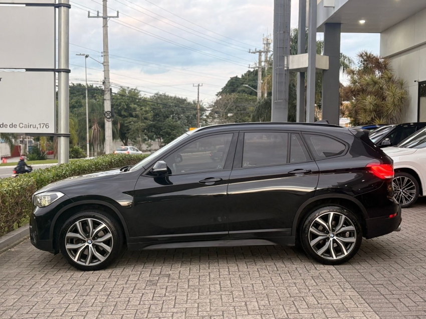 BMW-X1-2.0 16V TURBO ACTIVEFLEX SDRIVE20I GP 4P AUTOMÁTICO