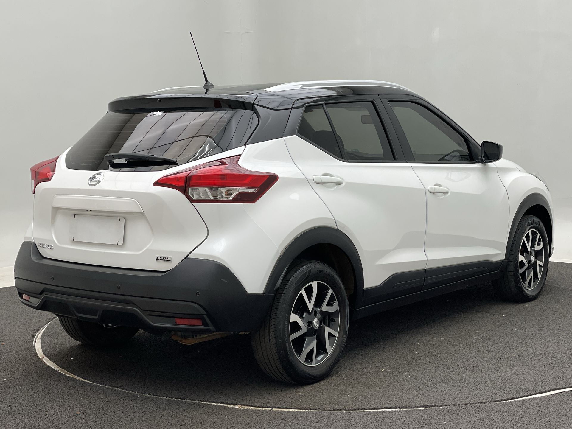 Nissan-KICKS-KICKS Special Ed.1.6 16V Flex 5p Mec.