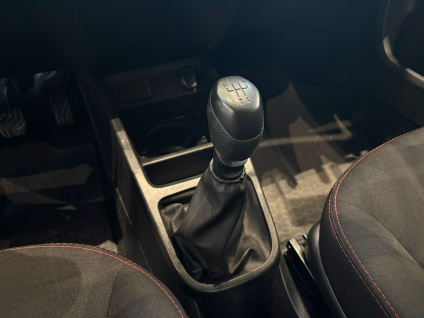 Renault-KWID-1.0 12V SCE FLEX ZEN MANUAL
