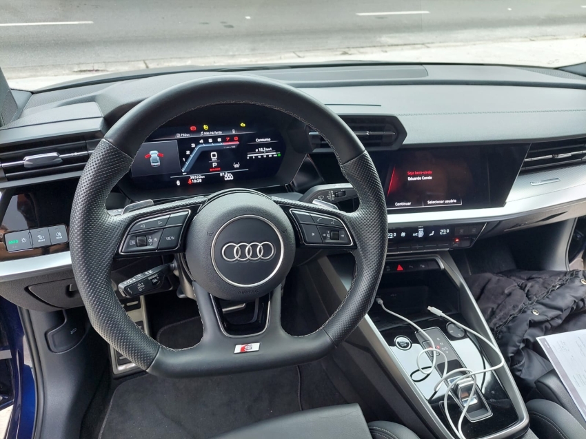 Audi-A3-2.0 40 TFSI MHEV SEDAN PERFORMANCE BLACK S-TRONIC