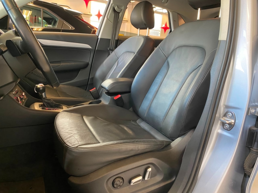 Audi-Q3-1.4 TFSI ATTRACTION GASOLINA 4P S TRONIC